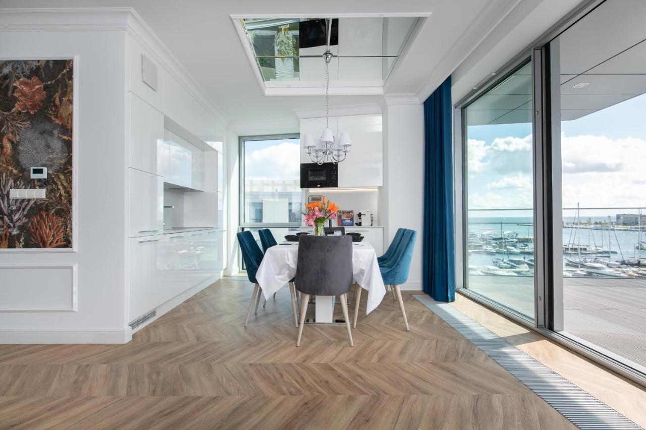 Yacht Park Premium Apartment Sea View Гдиня Екстер'єр фото