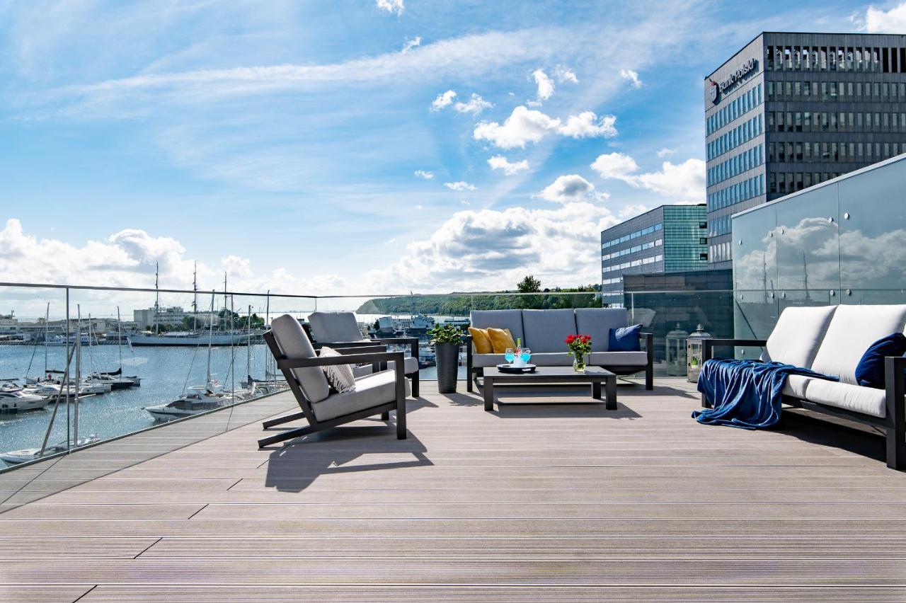 Yacht Park Premium Apartment Sea View Гдиня Екстер'єр фото