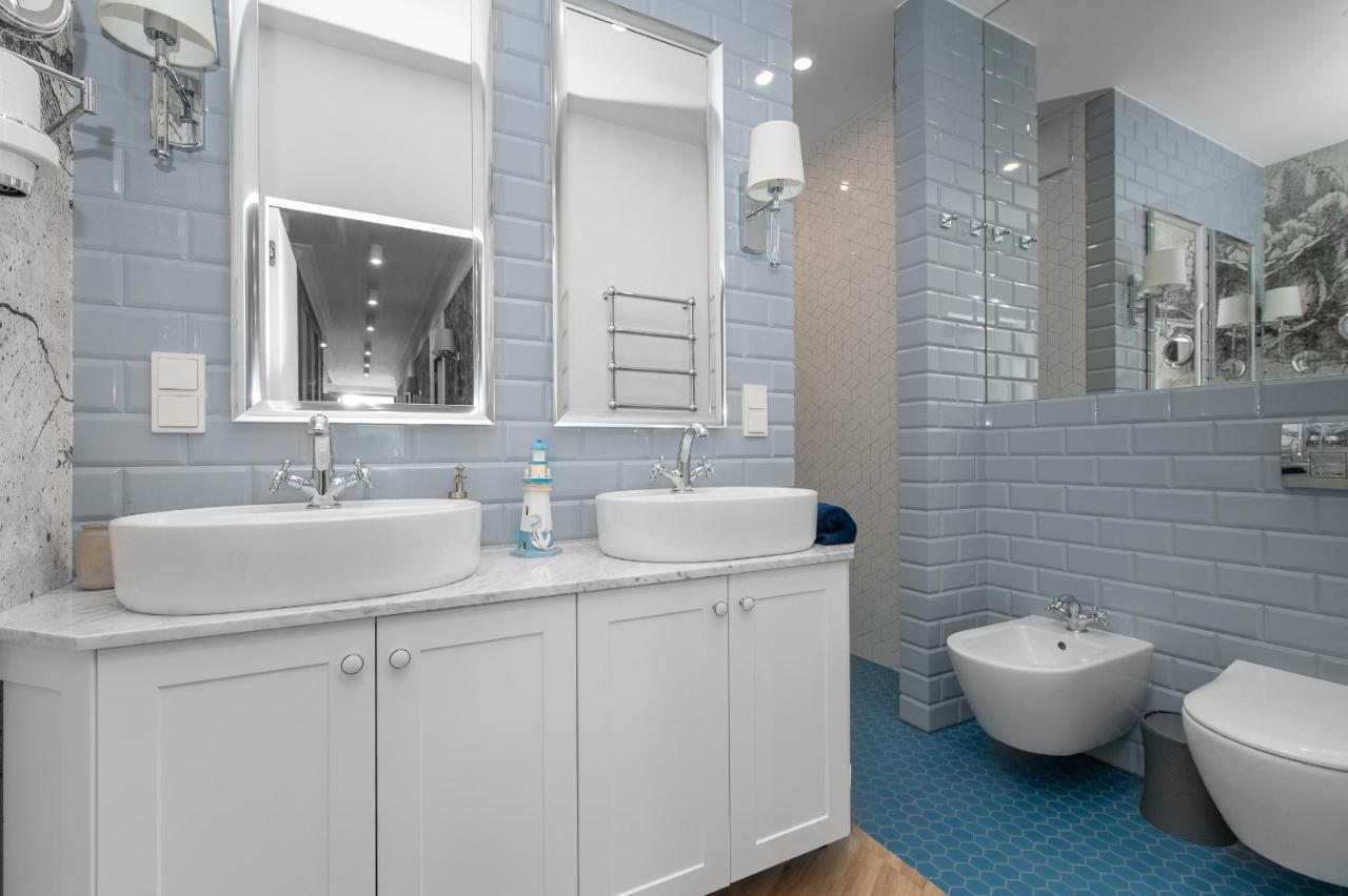 Yacht Park Premium Apartment Sea View Гдиня Екстер'єр фото