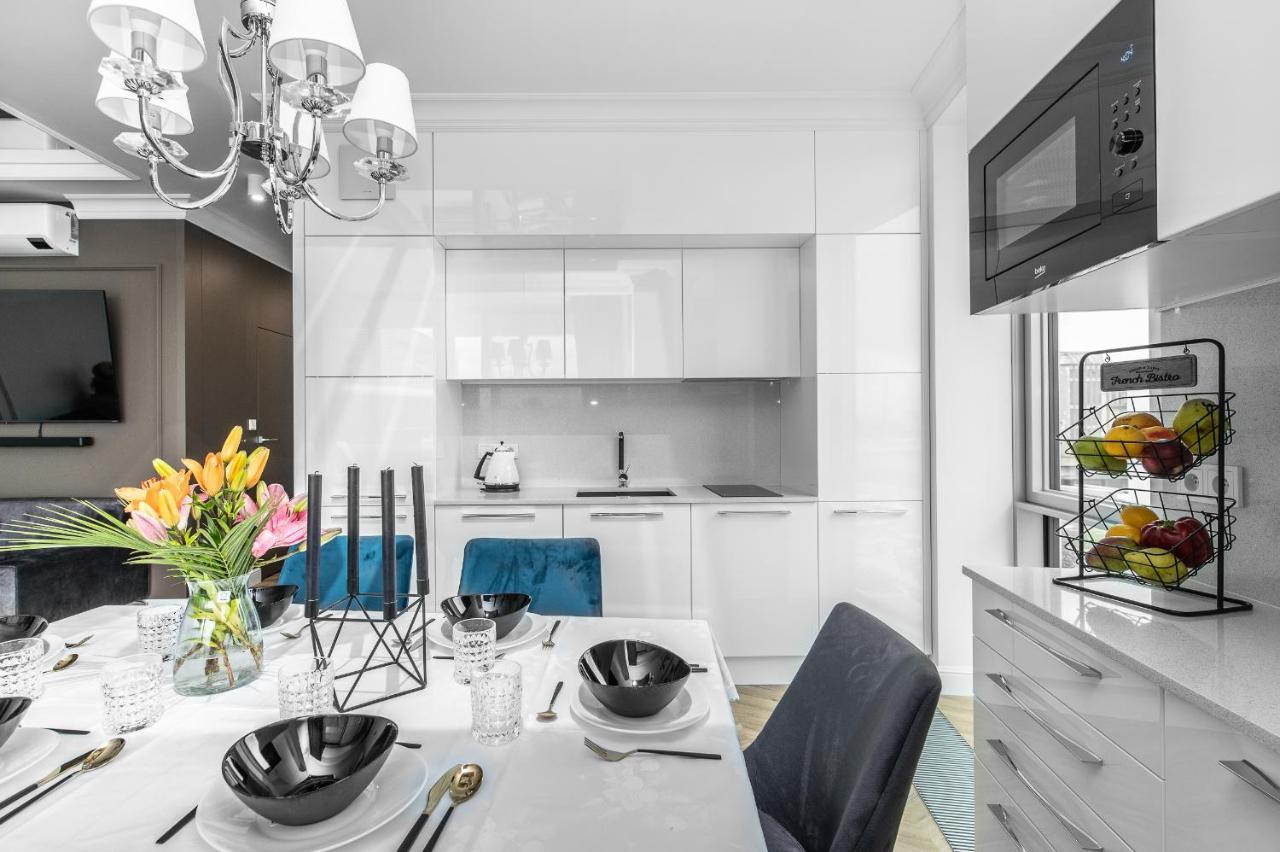 Yacht Park Premium Apartment Sea View Гдиня Екстер'єр фото